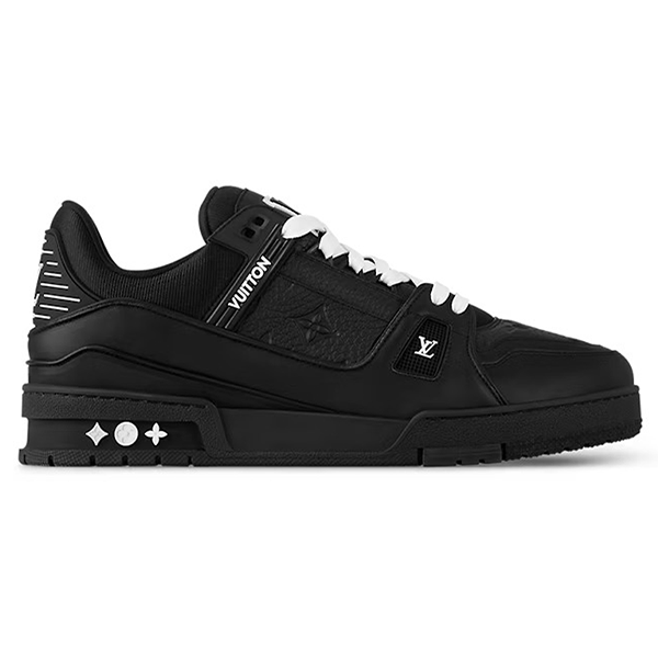 Sneaker ‚All Black‘