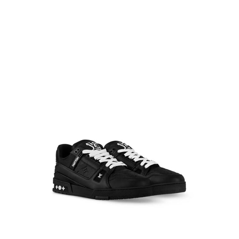 Sneaker ‚All Black‘